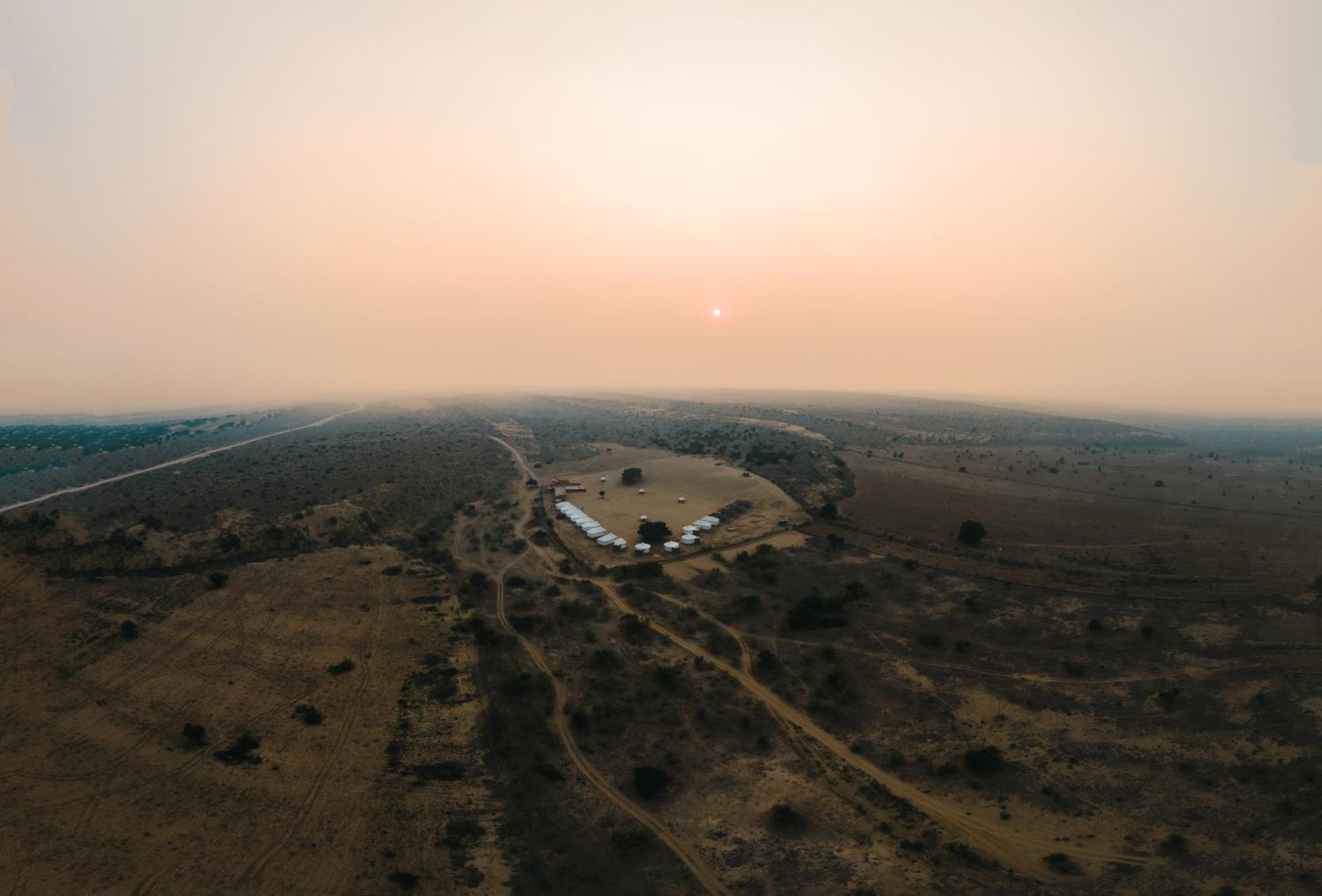 Sonal Desert Camp Jaisalmer Hotel Bagian luar foto